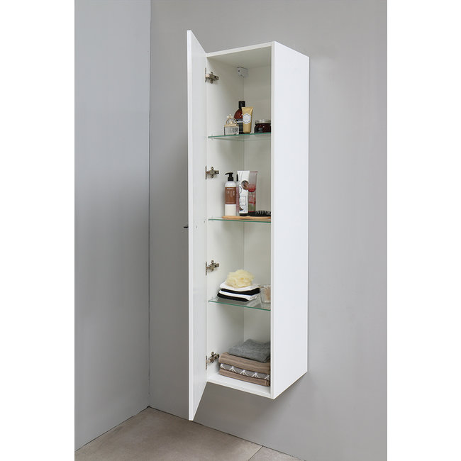 Basic Line kolomkast met greep en glazen legplanken in 3 kleuren