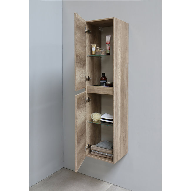 Basic Line greeploze kolomkast met glazen legplanken in 2 kleuren