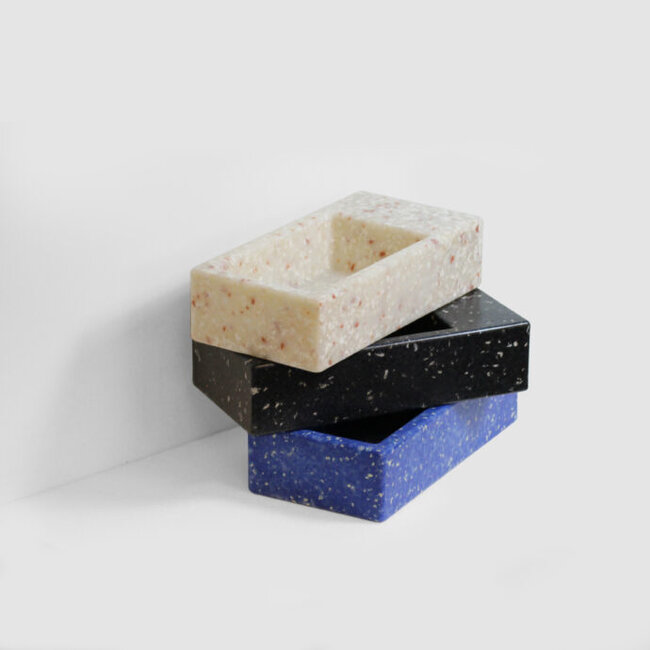 Clou Ecorazzo Flush  gerecycled PE fontein rechts