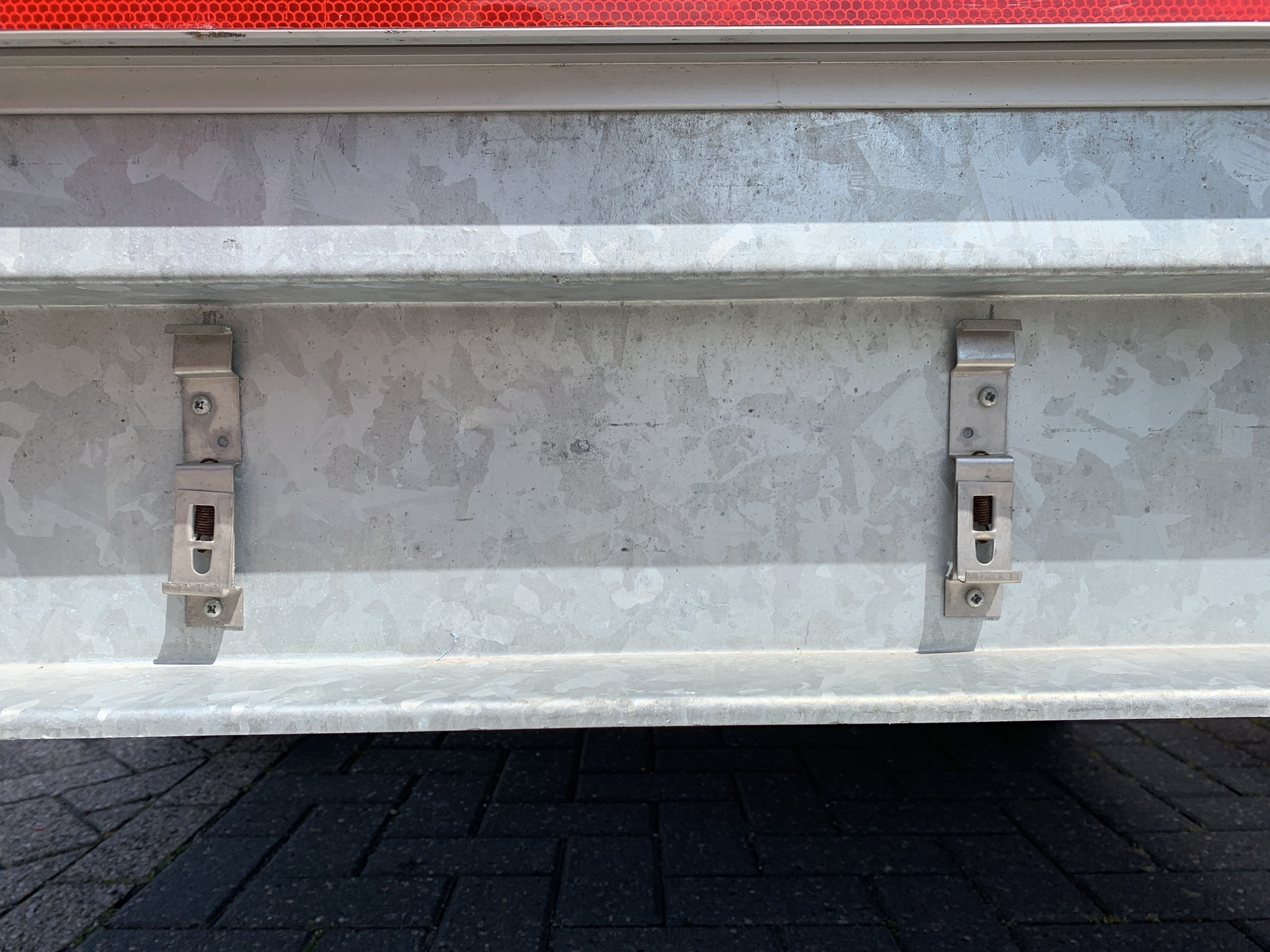 Kentekenplaat klemmen voor aanhangers en caravans - RVS (2 stuks)