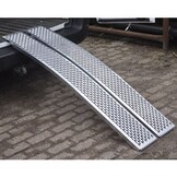 Set gebogen oprijplaten - aluminium - 400 kg (150x20 cm)