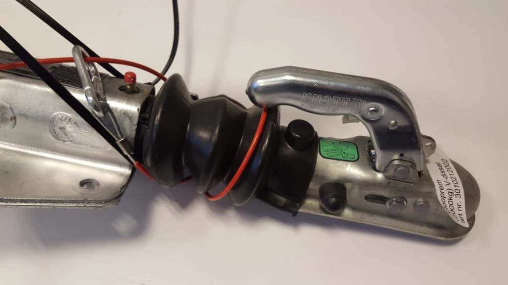 Complete Knott Oplooprem KF20 (2000 kg) V-dissel met neuswiel console