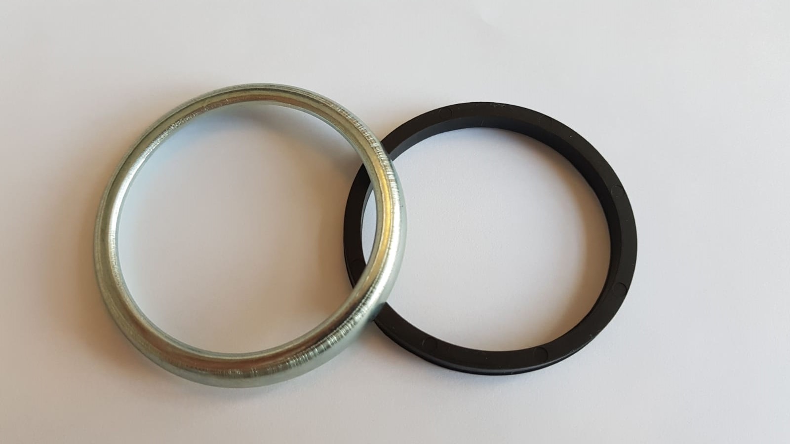 Aansluitring voor trekstang oplooprem KF 13 en KF20 rond 45 mm