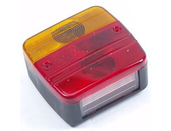 Achterlicht links/rechts 100x95x45 mm