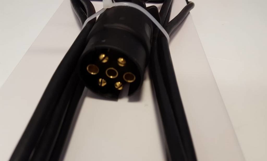 Complete verlichtingsbalk voor aanhanger met 6 meter kabel (breedte 1,37 meter)