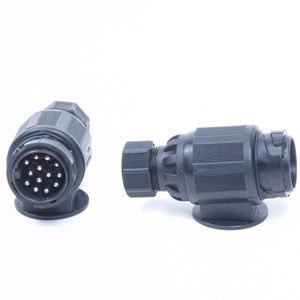 13 polige stekker voor verlichting aansluiting