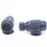 13 polige stekker voor verlichting aansluiting