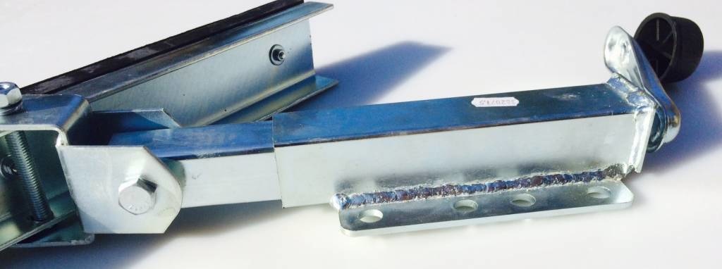 Kielsteun verstelbaar voor boot zijsteun 25 > 42 cm