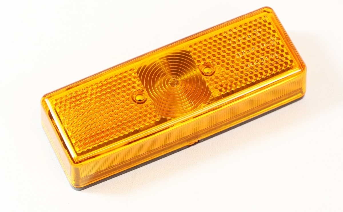 Radex 905 - oranje/gele markeringslamp - losse draad aansluiting - gloeilamp