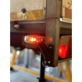 Breedtelicht LED rood/wit/oranje Links