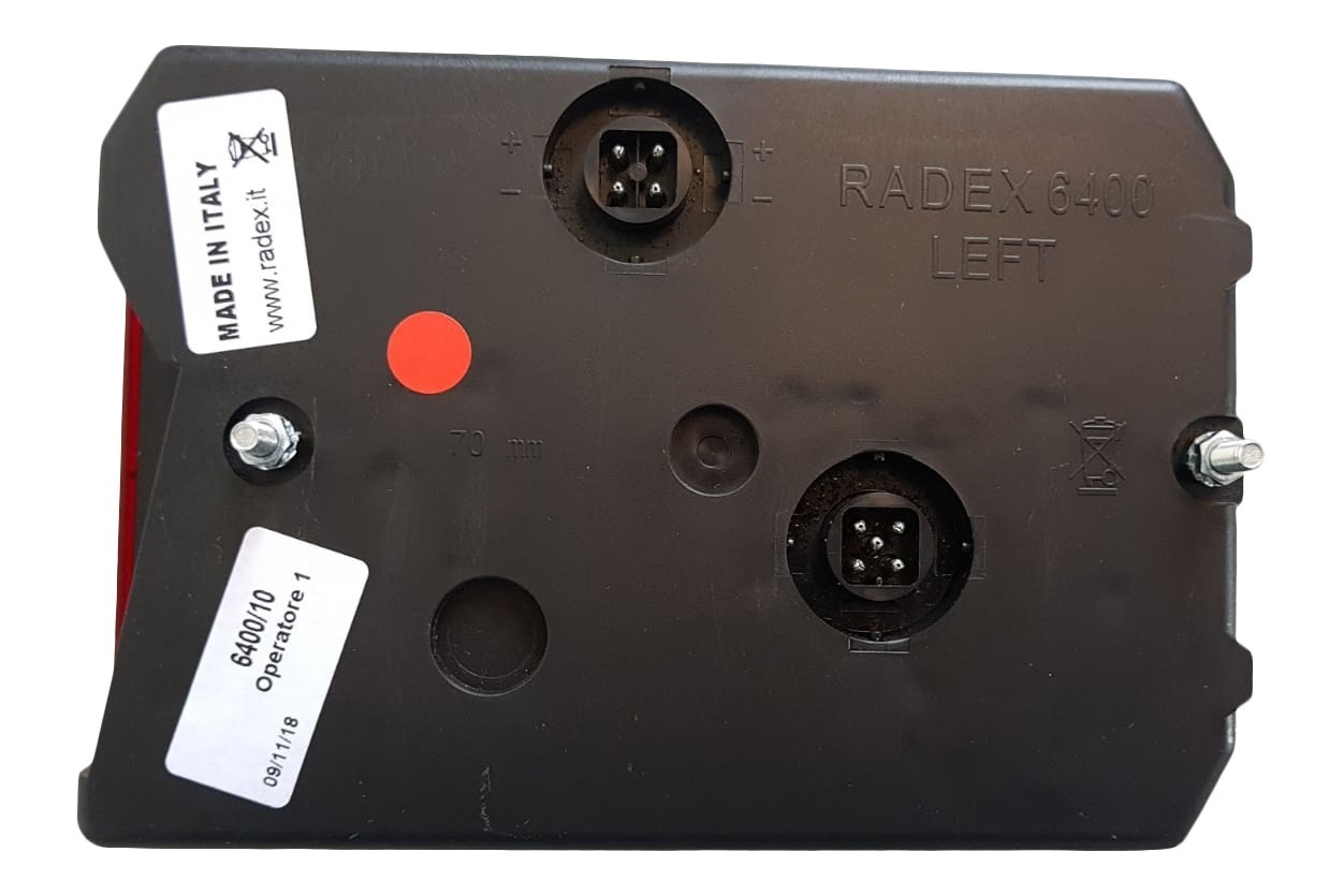 Radex 6400 Links 200x140x52 mm voorzien van connector aansluiting