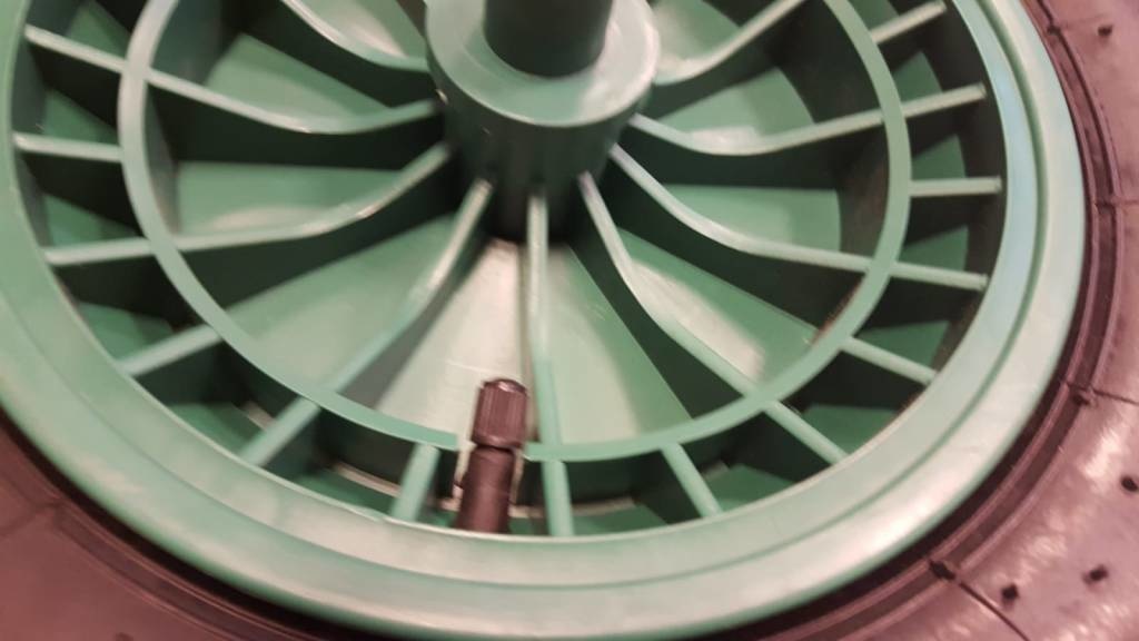 4.00-8 kruiwagenwiel - luchtband en kunststof velg - 150 kg maximale belasting - 20 mm asgat/naafdiameter - inclusief rollager, as en afstandhouders