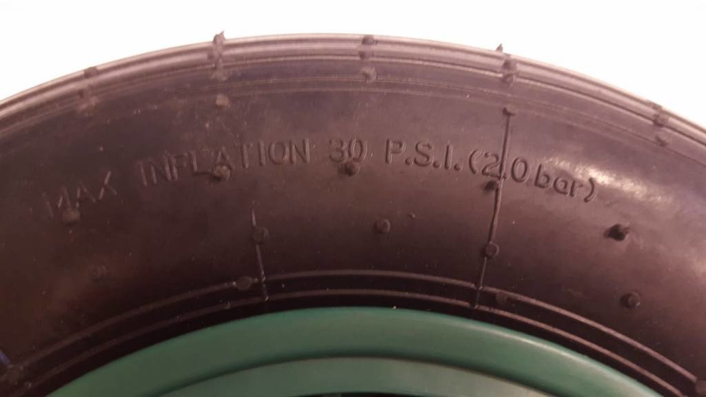 4.00-8 kruiwagenwiel - luchtband en kunststof velg - 150 kg maximale belasting - 20 mm asgat/naafdiameter - inclusief rollager, as en afstandhouders