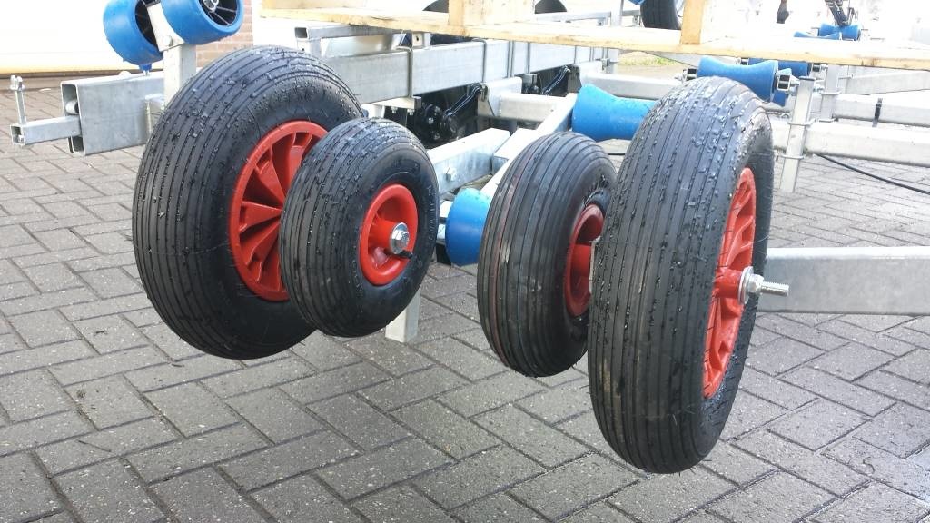 4.00-8 4PR Boeggeleiding Tonca/Damco boottrailer