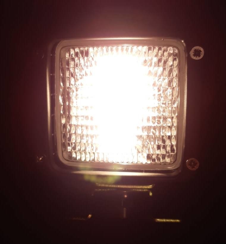 Werklamp vierkant inclusief 12V 55W lamp