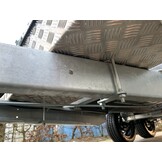 Universele bevestigingsset o.a. geschikt voor bovenmontage disselkisten