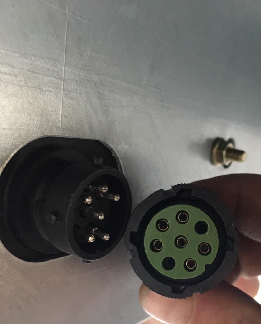 Multipoint 5 Rechts achterlicht 8 polige centrale stekkeraansluiting