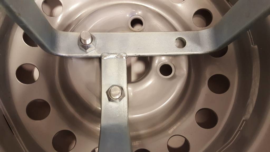 Reservewiel houder (driepoot)