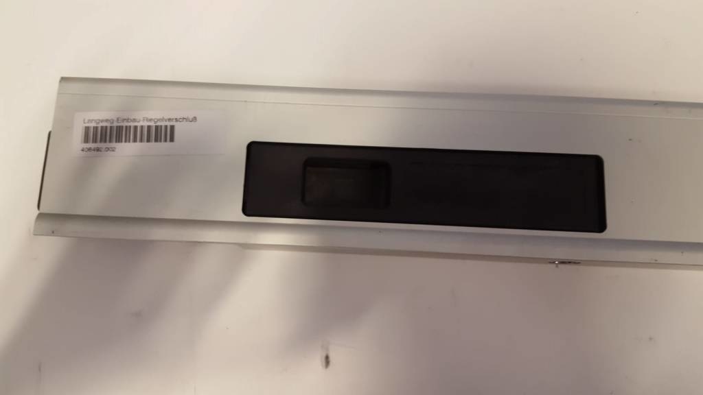 Zijbordsluiting 805 mm aluminium Rechts