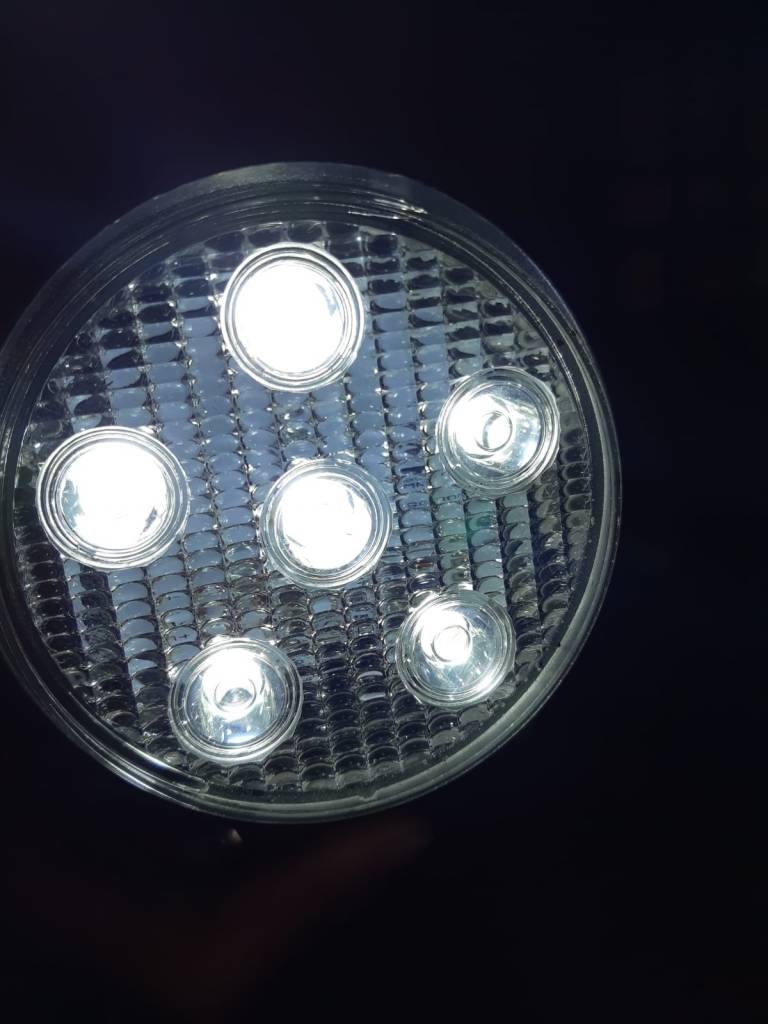 Werklamp 10-30V 18W 6LEDS