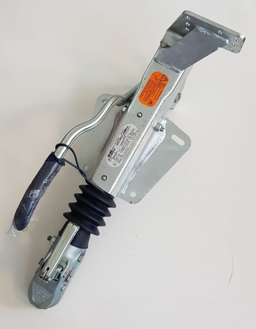 Oplooprem ZAF2.0-3  (2000kg) met neuswiel bevestiging op einde