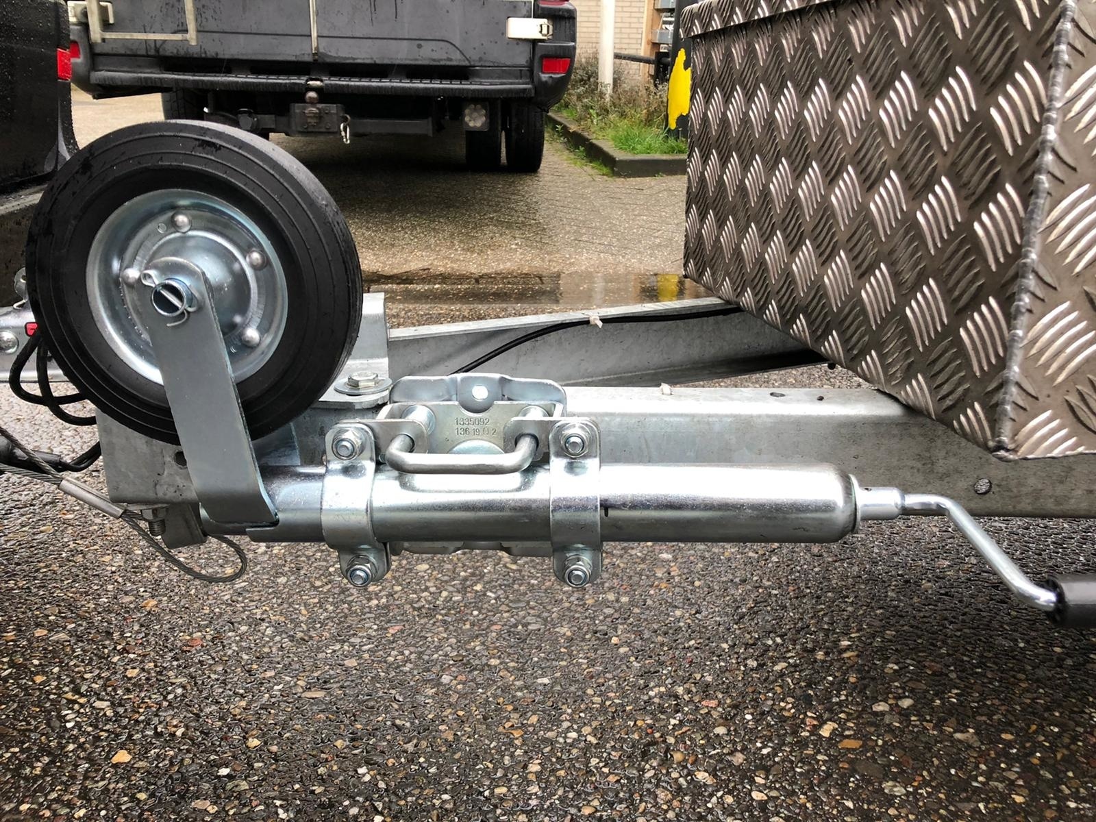 Kantelbare neuswielklem AL-KO 48 mm