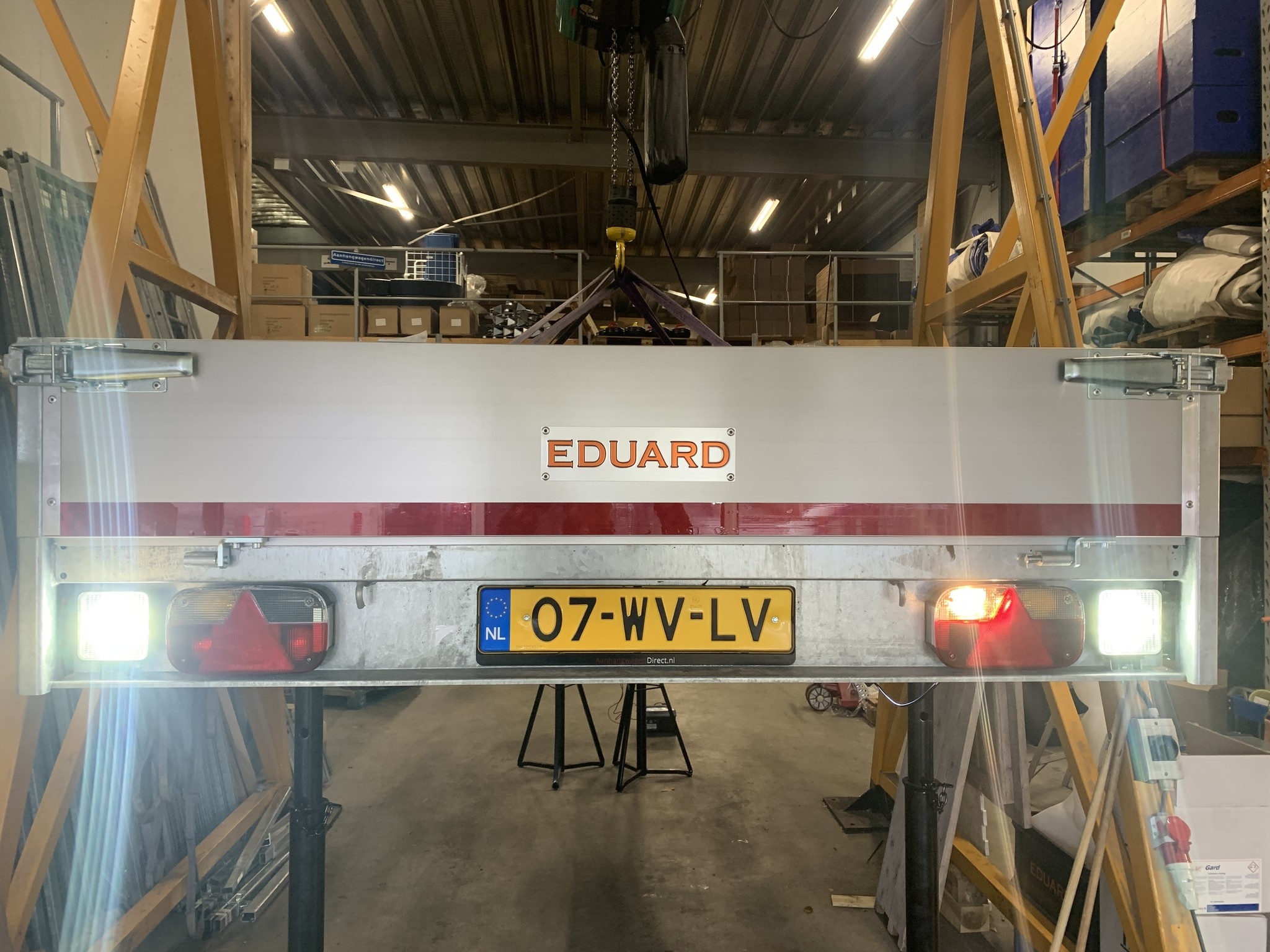 Werklamp  aanhanger 12V 9 x 3W LEDS incl. montageset