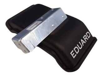 Eduard spatbord rechts 420x220x140 mm