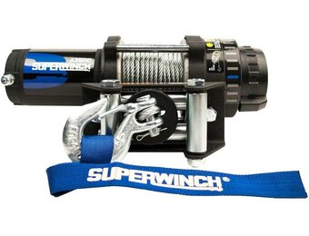 Elektrische Lier  Superwinch 1589 kg met staalkabel en haak