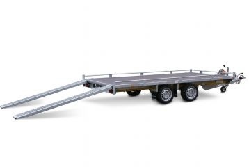 Geremde Eduard autotransporter - 406x200 cm - 2500 kg bruto laadvermogen - 72 cm laadvloerhoogte - 10 cm reling - inclusief lier en oprijplaten