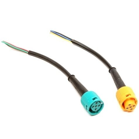 Aspock connectoren links (geel) en rechts (groen)