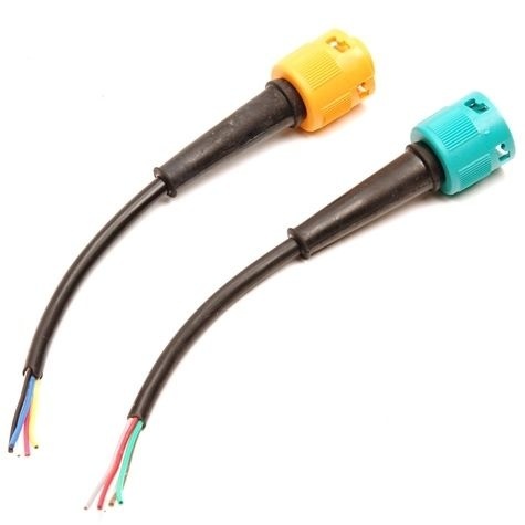 Aspock connectoren links (geel) en rechts (groen)