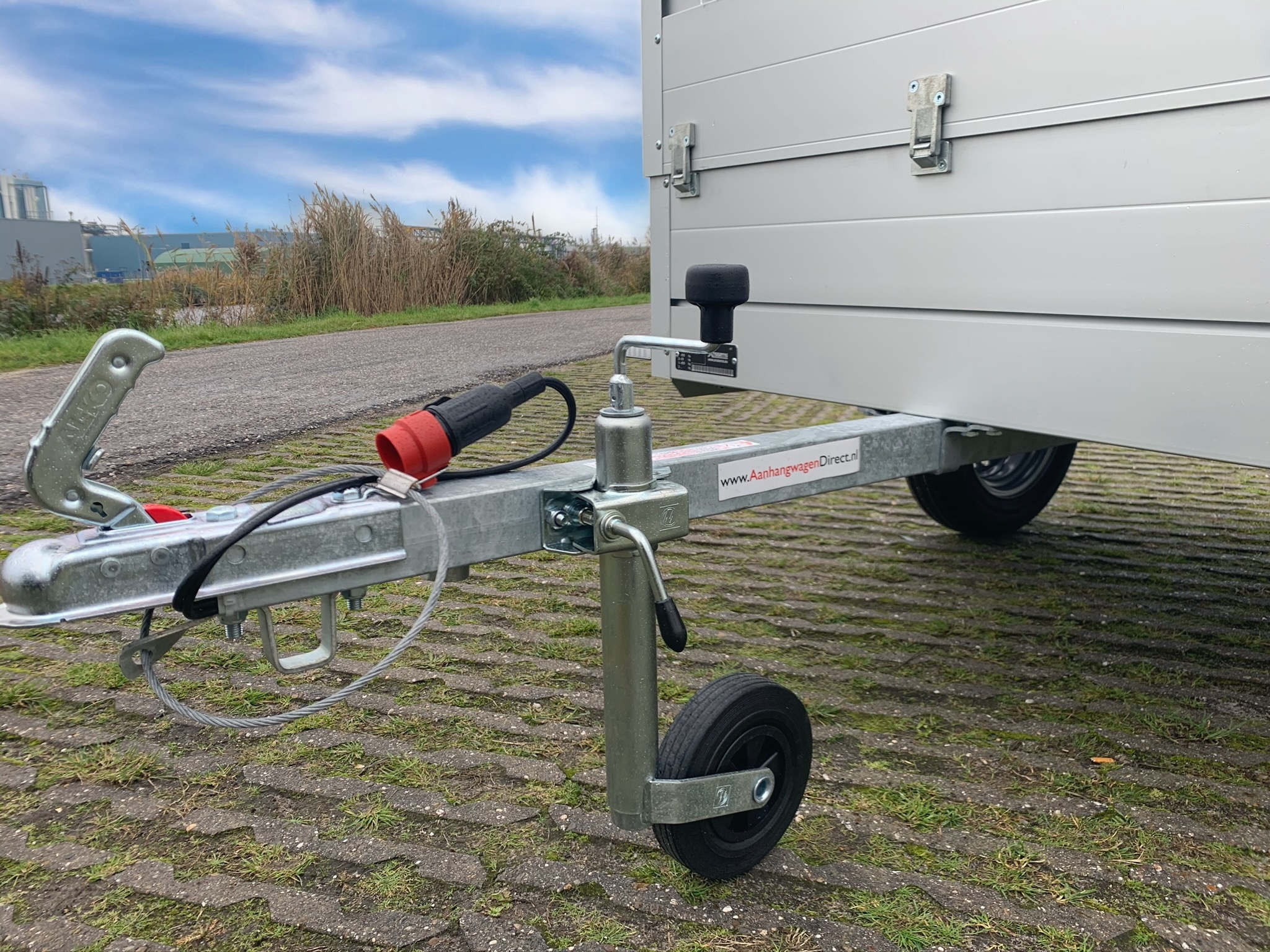 Anssems GT 750 bagagewagen - 750 kg bruto laadvermogen - 201x101x48 cm laadoppervlak - ongeremd - inclusief deksel