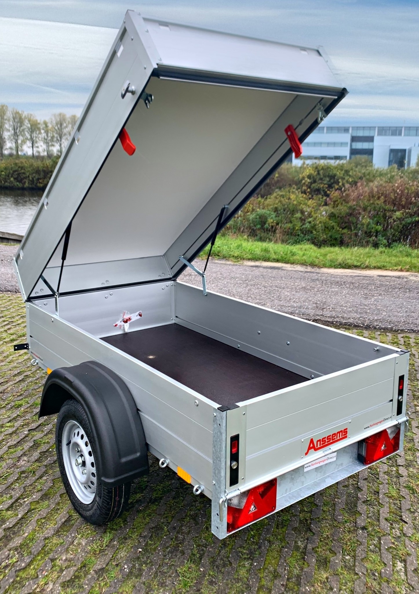Anssems GTB 750 VT1 HT bagagewagen - 750 kg bruto laadvermogen - 211x126x83 cm laadoppervlak - geremd - inclusief deksel