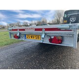 Geremde Eduard multitransporter - 406x180 cm - 2700 kg bruto laadvermogen - 56 cm laadvloerhoogte - 10 cm borden - inclusief oprijplaten en handlier