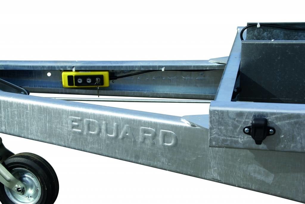 Geremde Eduard achterwaartse kipper - 310x180 cm - 2500 kg bruto laadvermogen - elektrisch, extern laden - 72 cm laadvloerhoogte - inclusief oprijplaten - 40 cm hoge borden