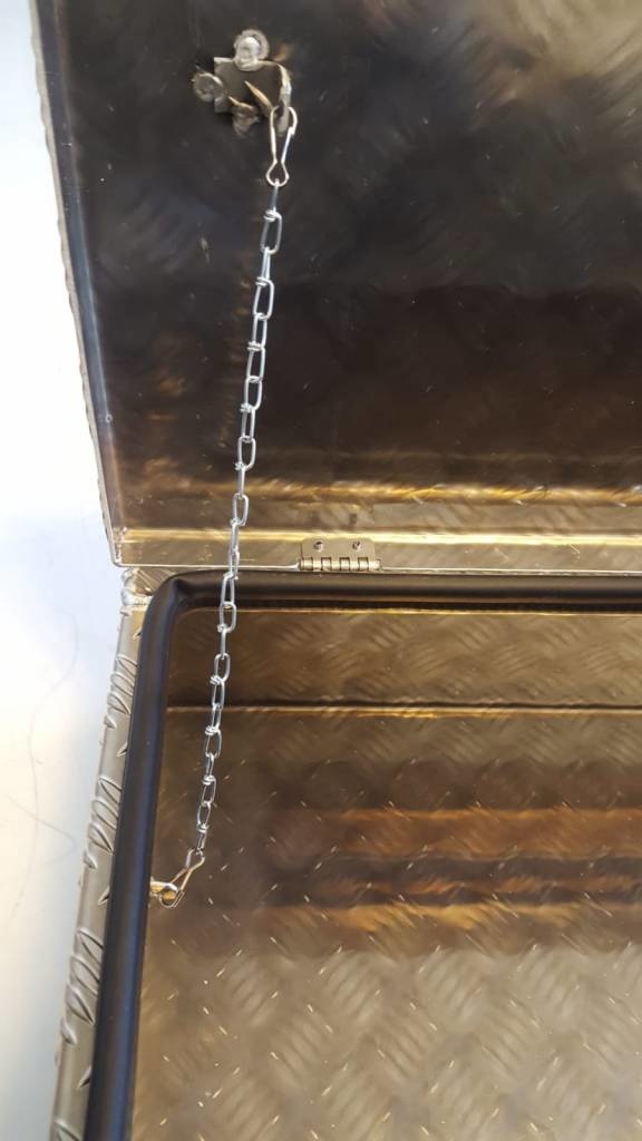 DE HAAN BOX HS - 914x387x230 mm - waterdichte en stofdichte aluminium traanplaat disselkist - voorzien van vlinderslot, spansluiting of t-sluiting