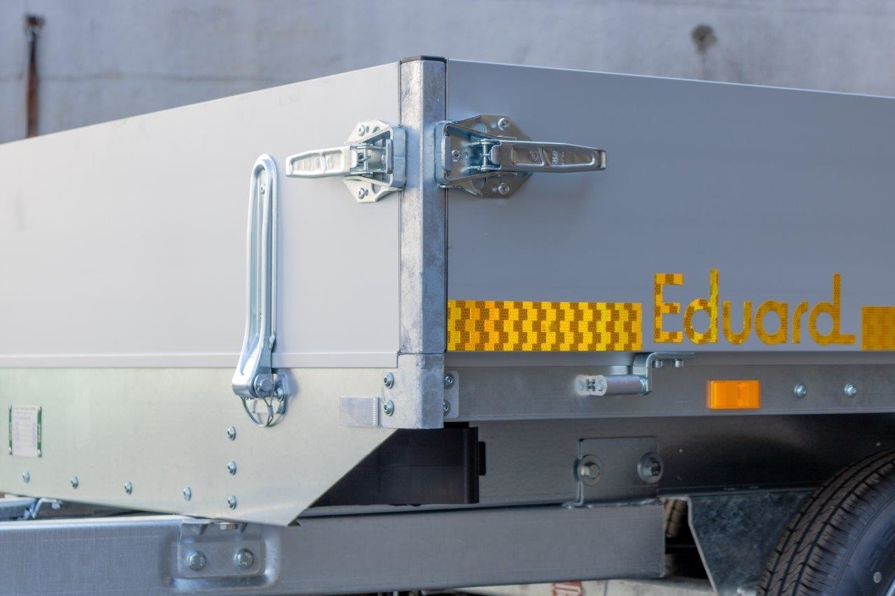 Ongeremde Eduard Plateauwagen - 250x145 cm - 750 kg ongeremde plateauwagen - 56 cm laadvloerhoogte - 145R10