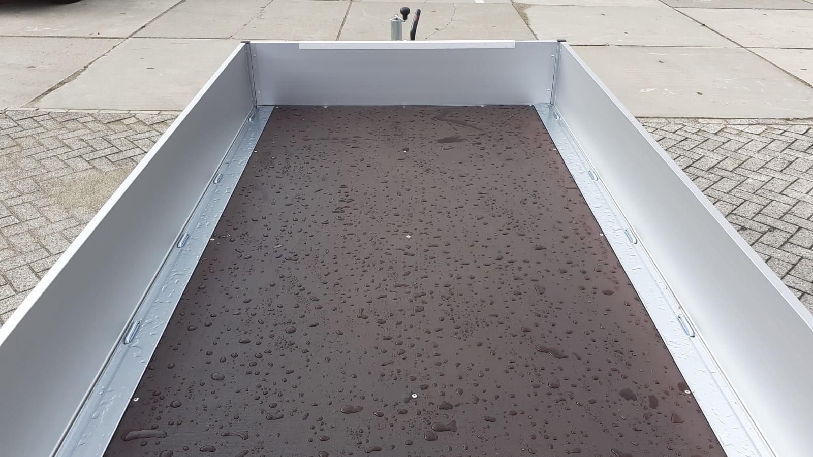 Geremde Eduard Plateauwagen - 250x145 cm - 1350 kg - 56 cm laadvloerhoogte