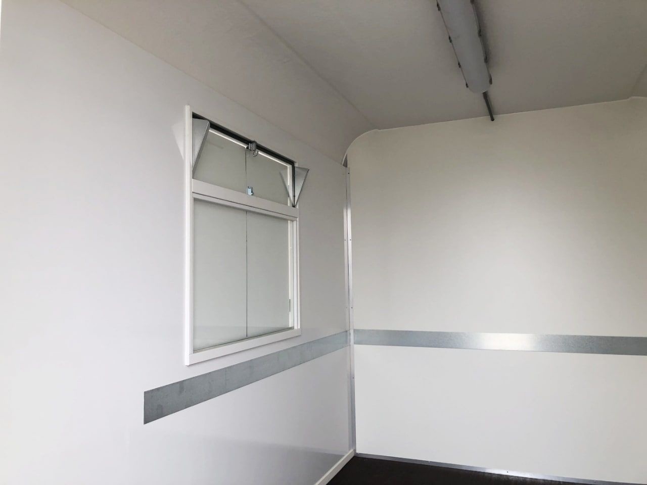 Anssems PTS schaftwagen - 1400 kg bruto laadvermogen - geremd - schaftruimte 292x188x211 cm