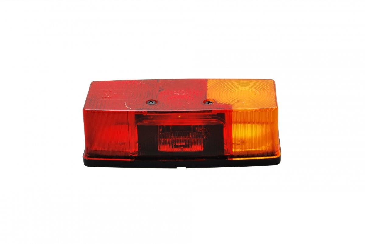 3 kamer achterlicht rechts met kentekenverlichting 158x64x51 mm
