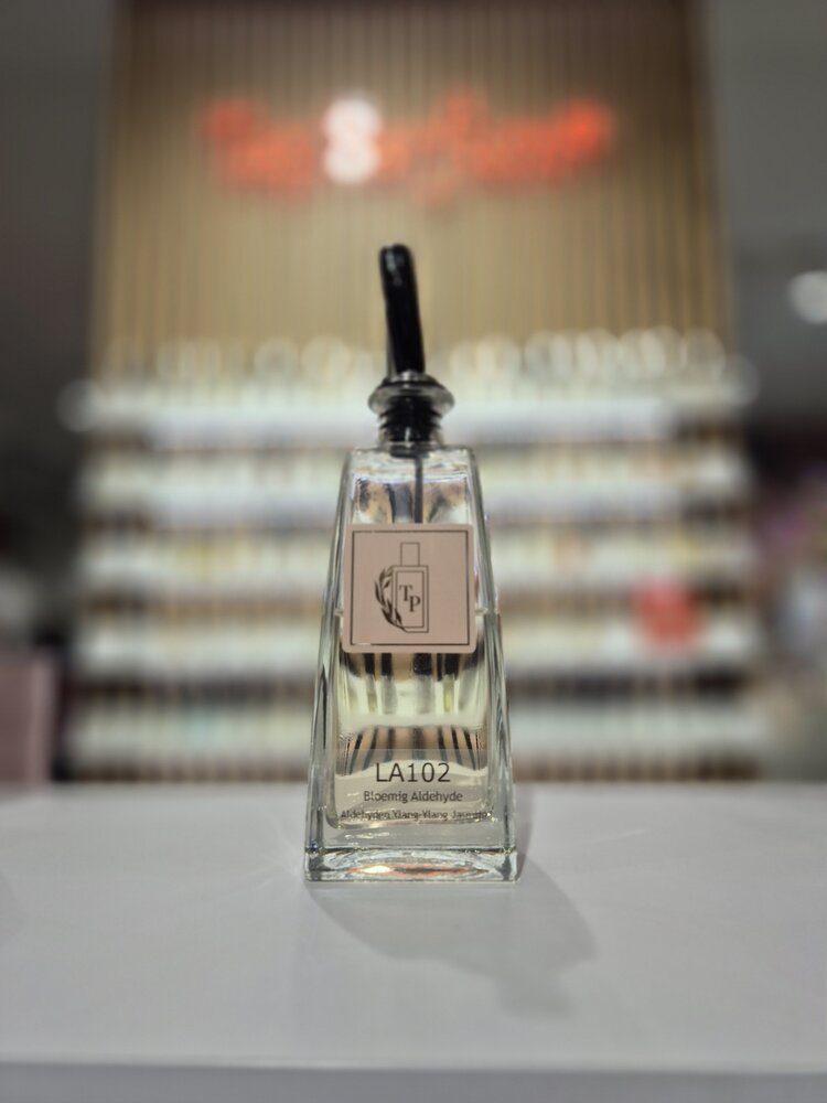 TapParfum TapParfum – LA102 – Women’s Fragrance – Aldehydes, Ylang-Ylang and Jasmine Frans TapParfum TapParfum – LA102 – Women’s Fragrance – Aldehydes, Ylang-Ylang and Jasmine Frans