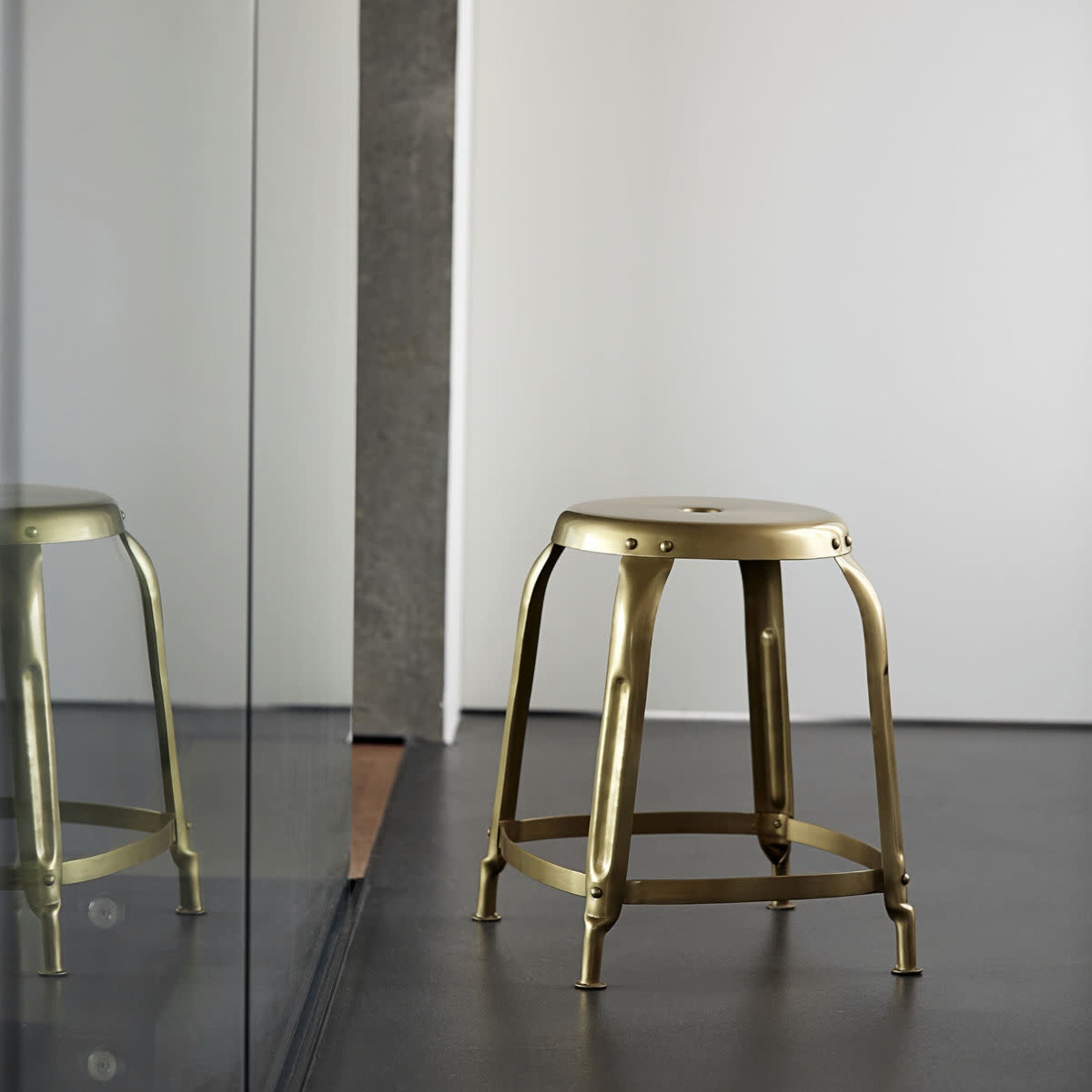 House Doctor Stool, Define, Brass finish LIV'INGe