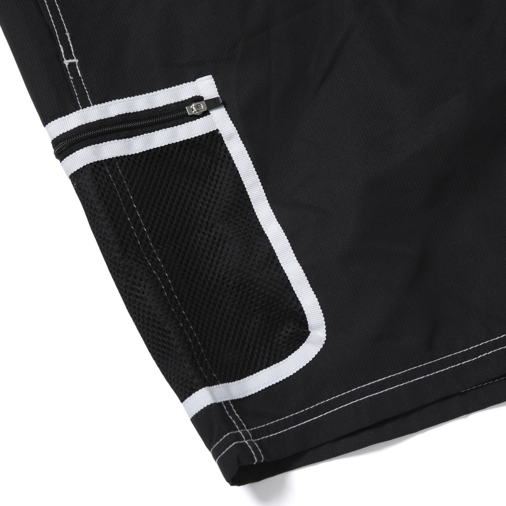 HUF Peak Contrast Short -Black
