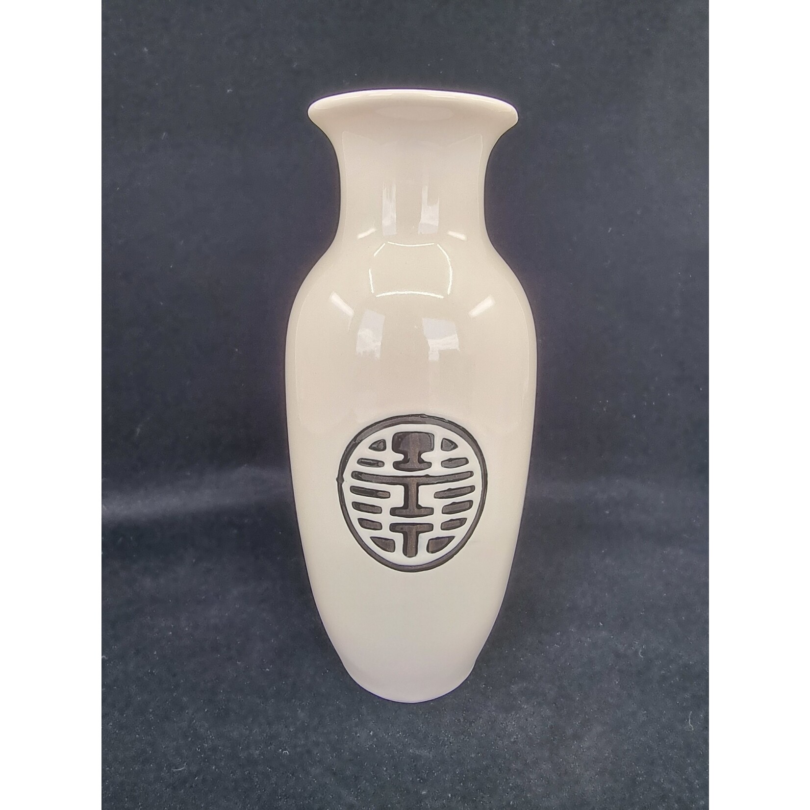 Vase - Chitra