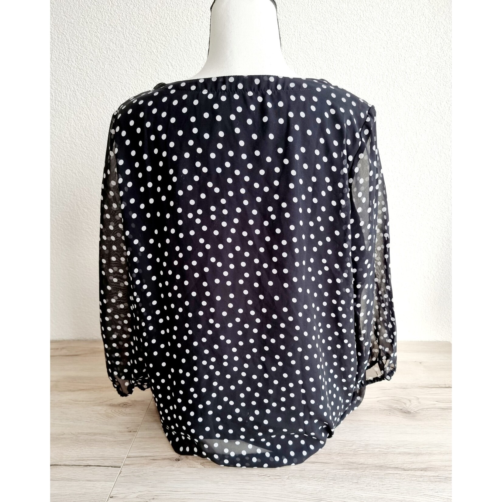 Yessica by C&A Blouse noire à pois blanc (SIZE : L/XL)