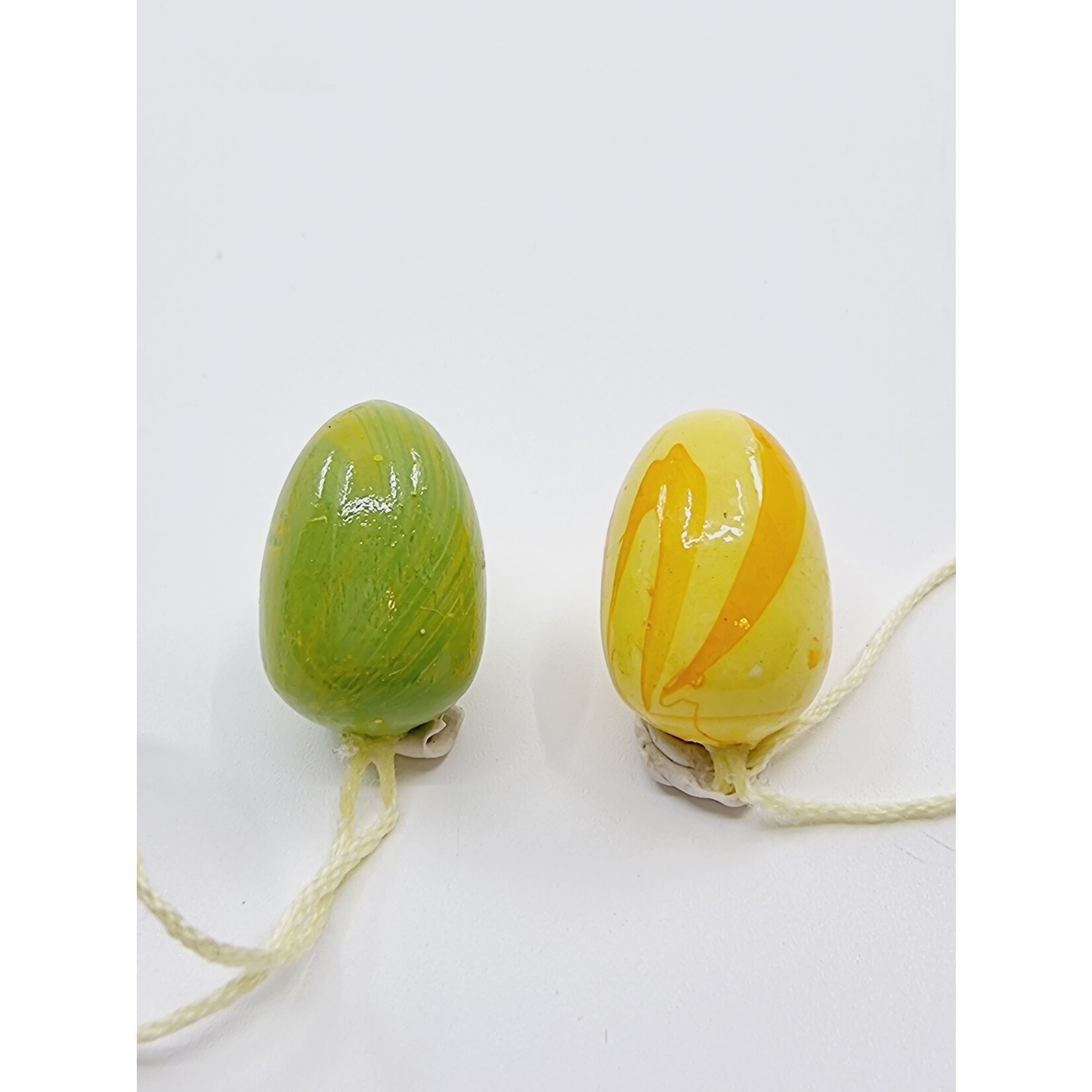 Oeuf à suspendre jaune et vert brillant (17 pièces)