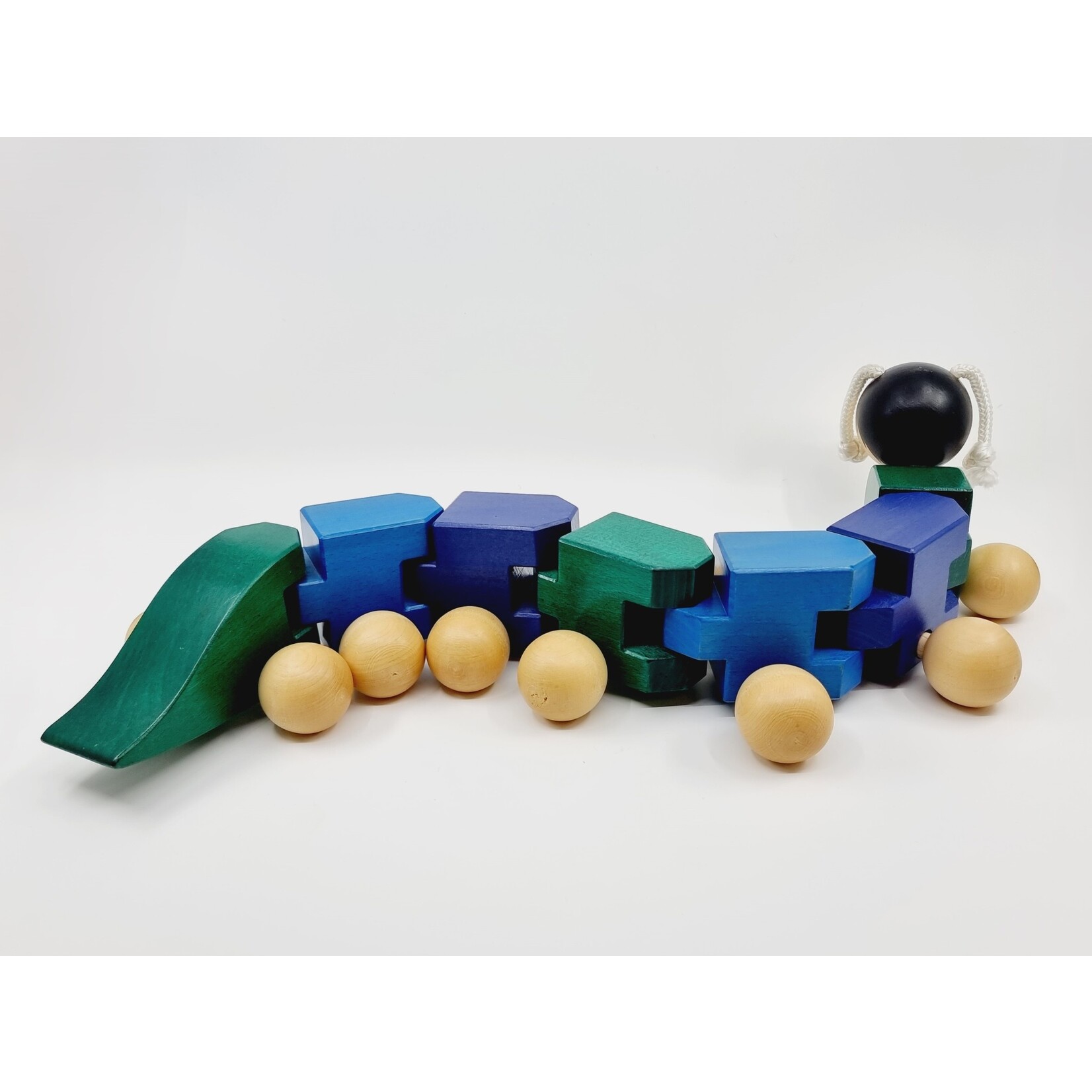 Camille la chenille en bois de Weizenkorn