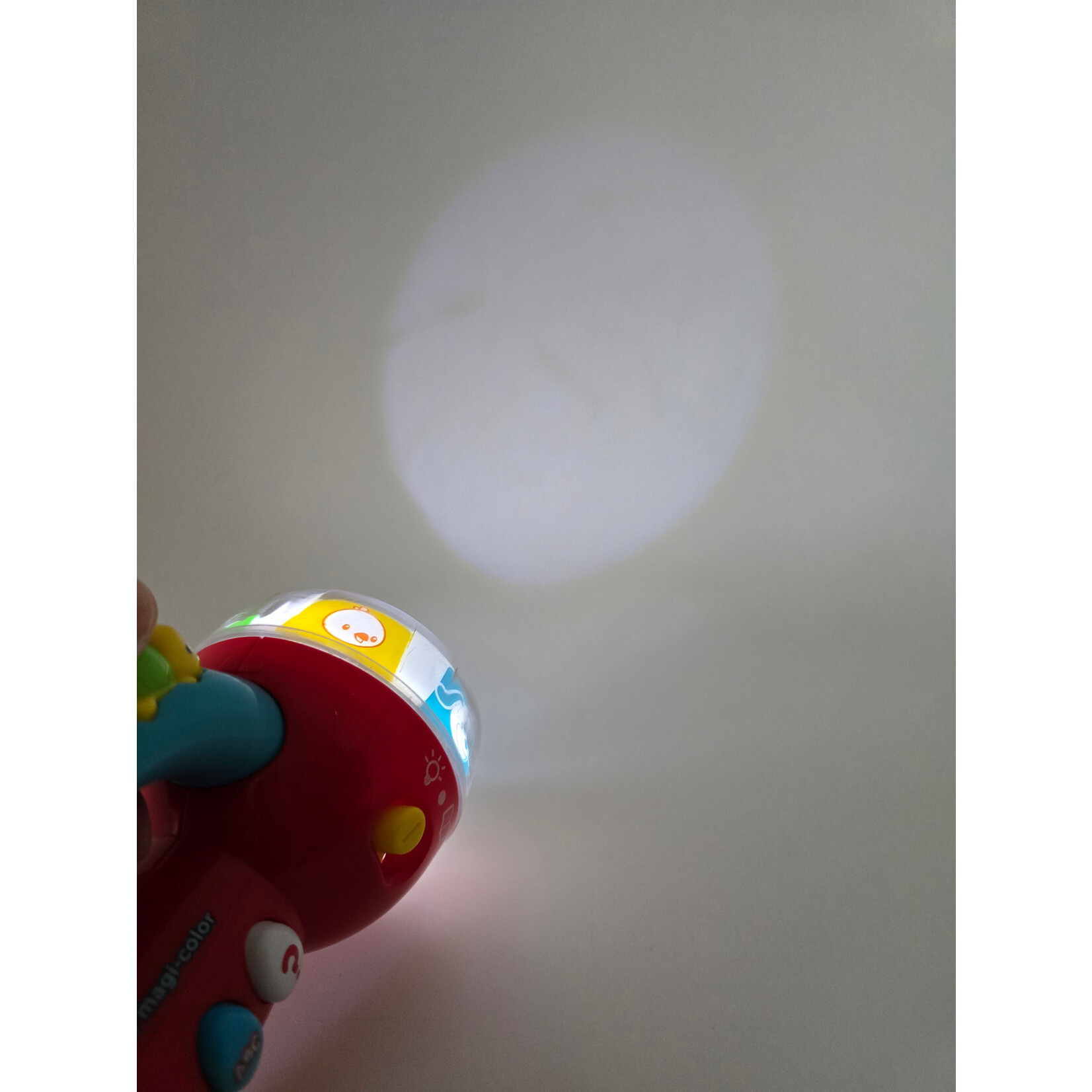 Vtech P'tite lampe magi-color de VTech