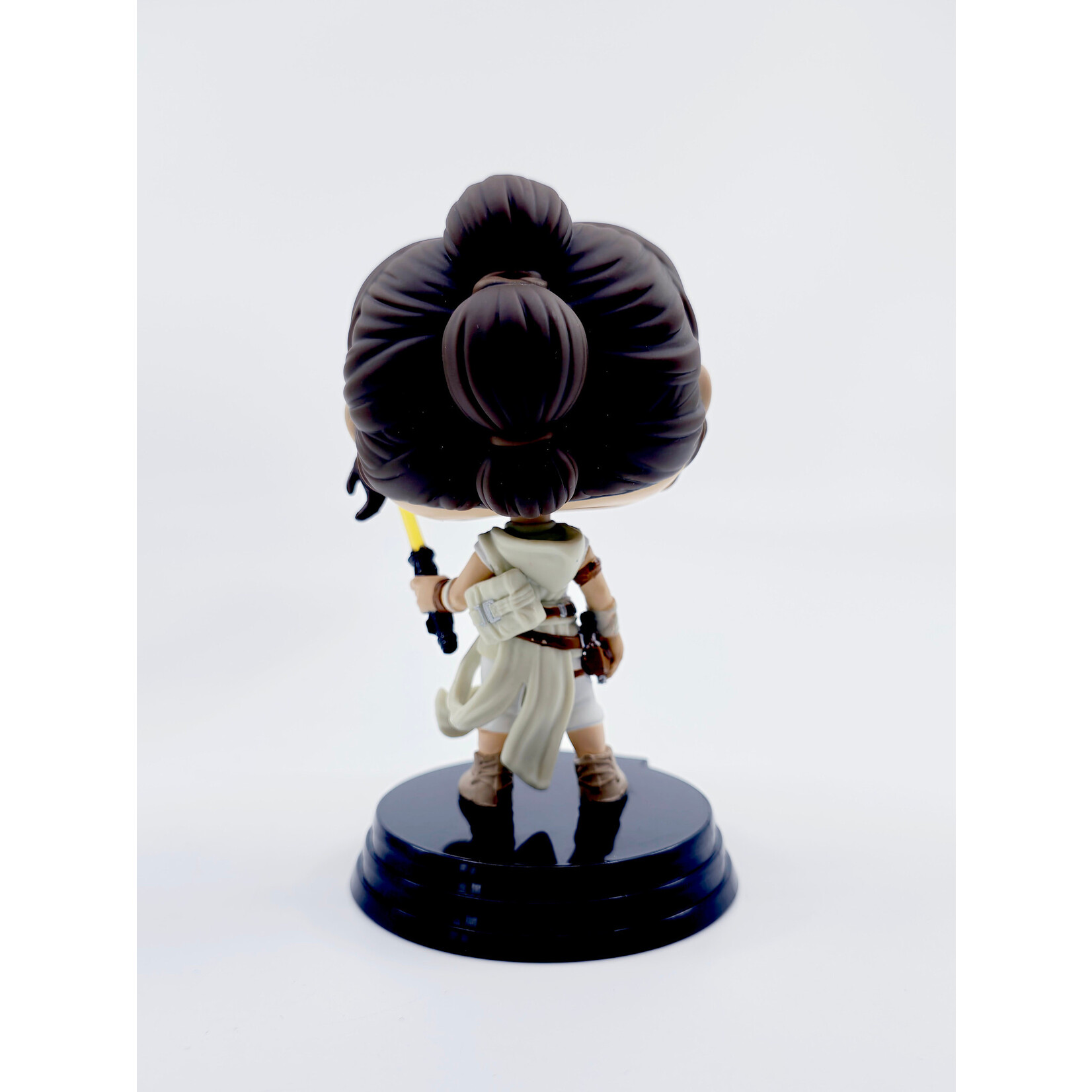 Figurine Funko Pop! Star Wars – Rey (Yellow Lightsaber) #432